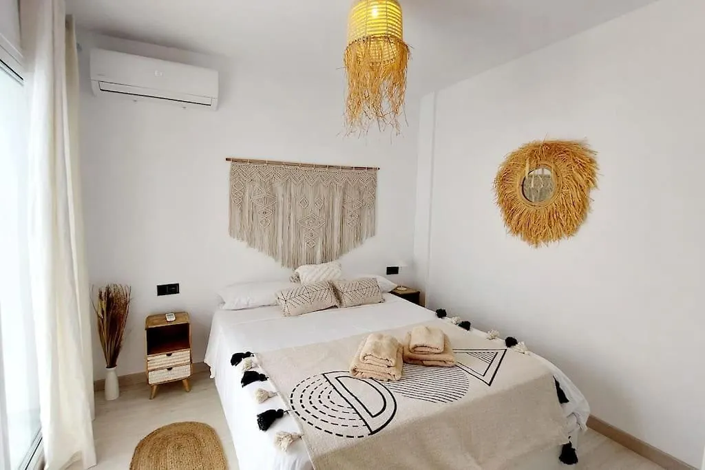 Apartment Boho Studio With Patio In Centre And Close To Beach Nerja